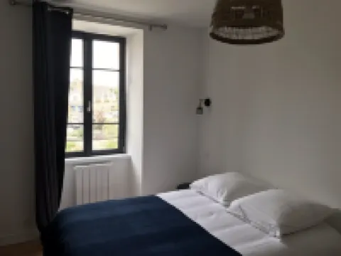 Downtown duplex 120m2, facing Saint Pol de Leon cathedral.