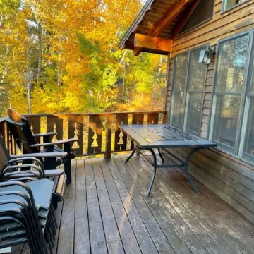 Peak Out Haven Cabin near Terry Peak Ski Lodge
