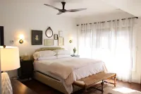 Welcome to Casa Blanca, Hill Country Luxury.