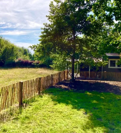 Lütje Nüst – Charming Chalet on the North Sea Отели в г. Брокмерланд