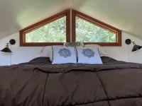 Ulee’s Gold: Cozy Cottage + Loft + Pet-Friendly Hotels in der Nähe von Empire Mine State Historic Park