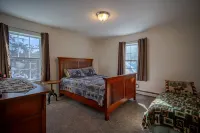ADK Chalet - On Snowmobile Trail & Near Everything Hotels near Old Forge Camping Resort