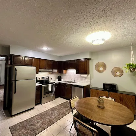 Vintage modern / boho Gallatin townhome!