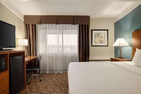 AmericInn by Wyndham Grand Rapids Airport North
