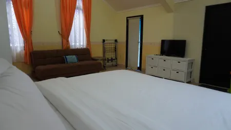 Vila Dalia Puncak NA5/10 Отели в г. Tanjungsari