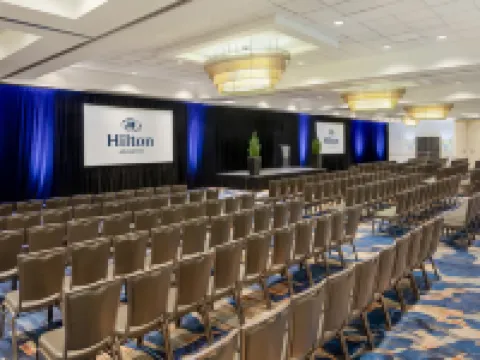 Hilton Arlington Hotels in Arlington