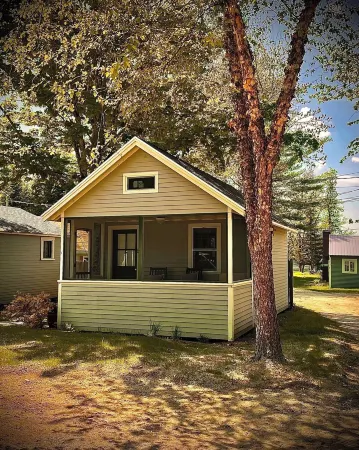 Studio #1  Cottage by Newfound Lake with shared private sandy beach