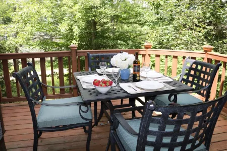 Ski Reservations Open - Guaranteed - Slopeside Boyne Condo - Sleeps 10