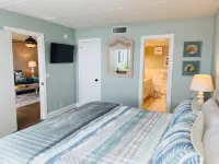 Endless Oceanfront Upper Floor Views of Ocean/Pier from This Wonderful Condo!