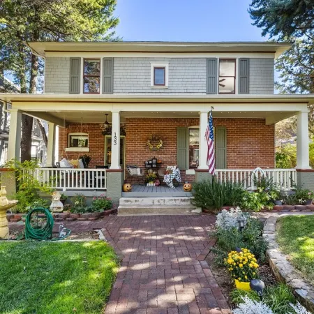 North Vernon~ Vintage Retreat in the ❤️ of Prescott!