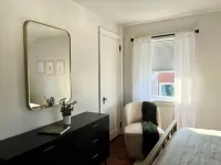 Meadow Lane Cottage Hotels in Paradise