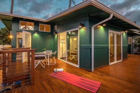 Haleiwa Waterfront House Отели в г. Халейва