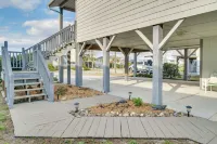 2nd Row, Ocean View, Close to Beach Access, Perfect Location, Pet Friendly