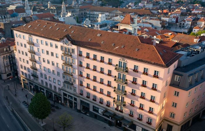 Small Luxury Hotels of the World -  Infante Sagres