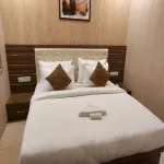 Hotel Sri Balaji , Varanasi Hotels in Domari
