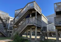Island Time is an enchanting oceanfront cottage perfect for couples