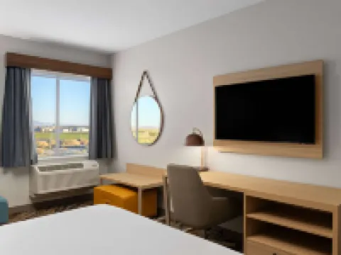 La Quinta Inn & Suites by Wyndham Yuma Hotels in Yuma