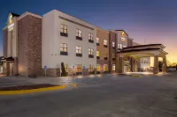 Comfort Suites