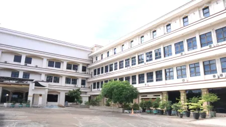 HOTEL GOLDEN SEASON