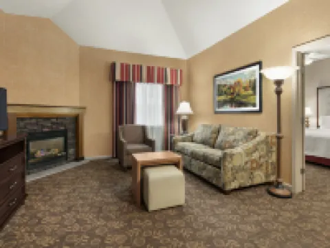 Homewood Suites by Hilton-錫拉丘茲利物浦 薩利納酒店
