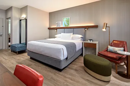 The Domain Hotel Отели рядом с достопримечательностью «Amazon Lab126»