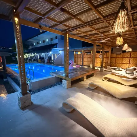 Signature Cecilia Garden Resort