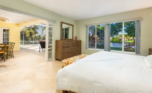 Beautiful home on Lake Clarke Shores