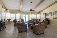 Unique Coastal Retreat W/2 Kings