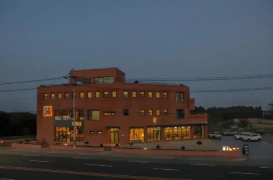 Jeju Yeonu Stay Pension Hotels near Sangumburi