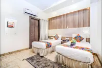 Hotel Ratana International