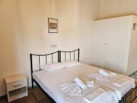 Olga's Sea View Studios, 400m from Ipsos Beach