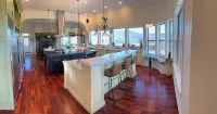 Spacious Mountain Home: Pickleball, King Beds, Lg Kitchen, Arcade,Hiking, Remote