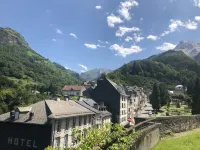 Cosy, renovated family home in the heart of the Pyrenees