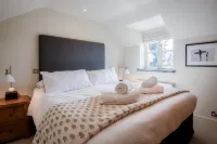 Fern Cottage - 2 Bedroom Cottage - St. Florence Hotels in Saint Florence