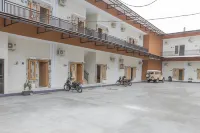 RedDoorz near Universitas Siliwangi Tasikmalaya Hotel dekat Toko Sahara