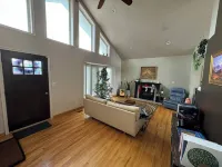 Spacious Salt Lake Retreat with 3 Bed, 3 Bath, Private Pool, Garage Parking +