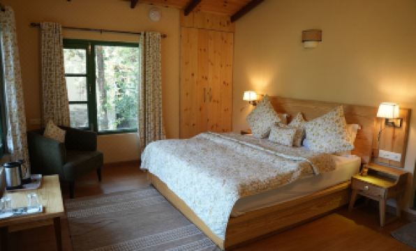 5. 래티튜드 29 ..