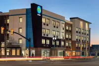 Tru by Hilton Ogden Hotels in 