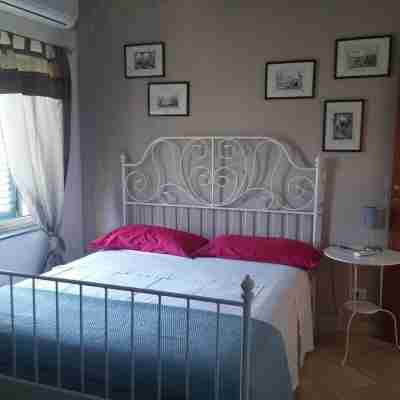 Acqua Chiara Elegant Villa with Garden with Etna View a Stone's Throw from the Sea Rooms