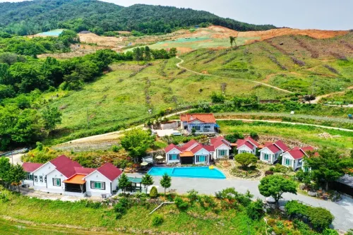 Hapcheon Hwangmaesan Pension Hotels in Hapcheon-gun