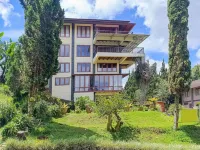 Villa Kita by Kava Stay Hoteller i Karyawangi