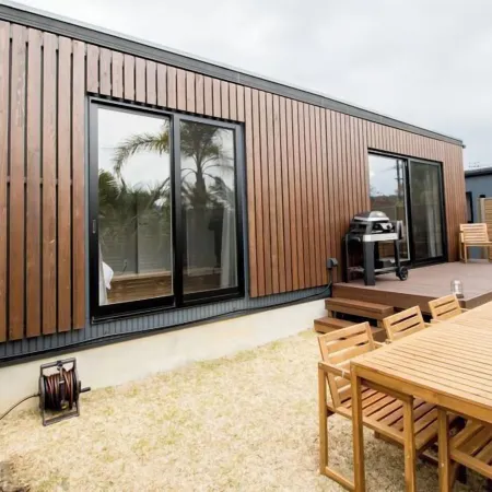 LOCALINO STAY AOSHIMA by Tranova