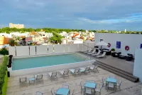 Hampton Inn by Hilton Ciudad del Carmen Campeche - Pools