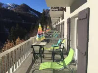 Hôtel Chastellares فنادق في Roubion