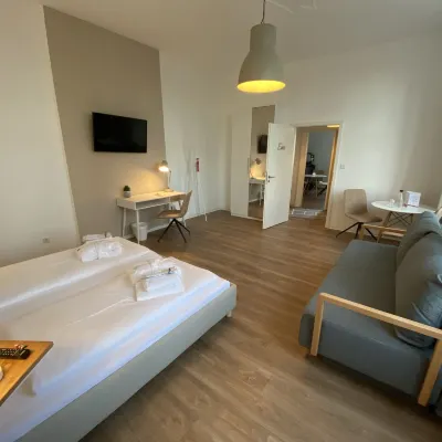 Boardinghouse Flensburg - by Zimmer Frei! Holidays Hotels near FH Flensburg
