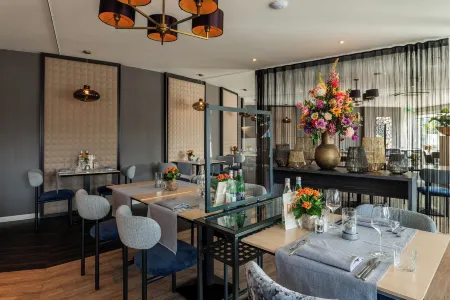 Hotel Vic Отели рядом с достопримечательностью «Лейденський ботанічний сад»