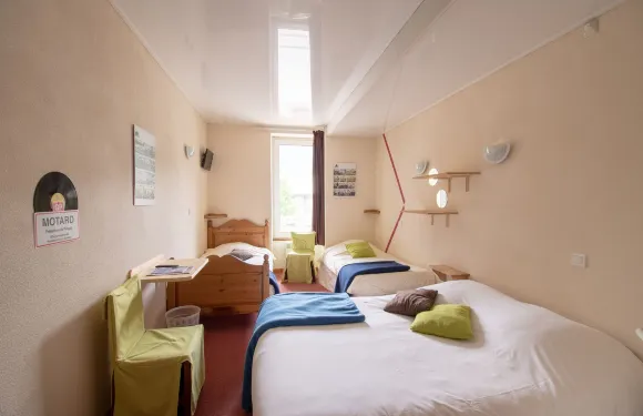 埃格利耶爾旅館