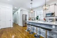 Newly Renovated 4Bd Penthouse