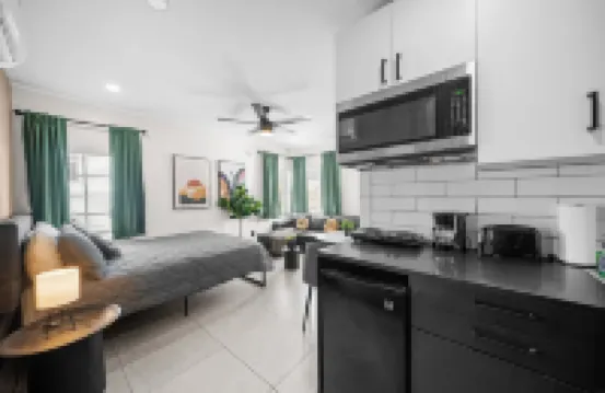 베이브리즈 아파트먼트 바이 로우클