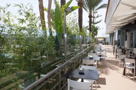 Avent Verahotel Отели в г. Вера